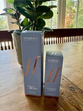 Hydrinity Hyacyn Hydrating Mist and Active Eye Renew Complex